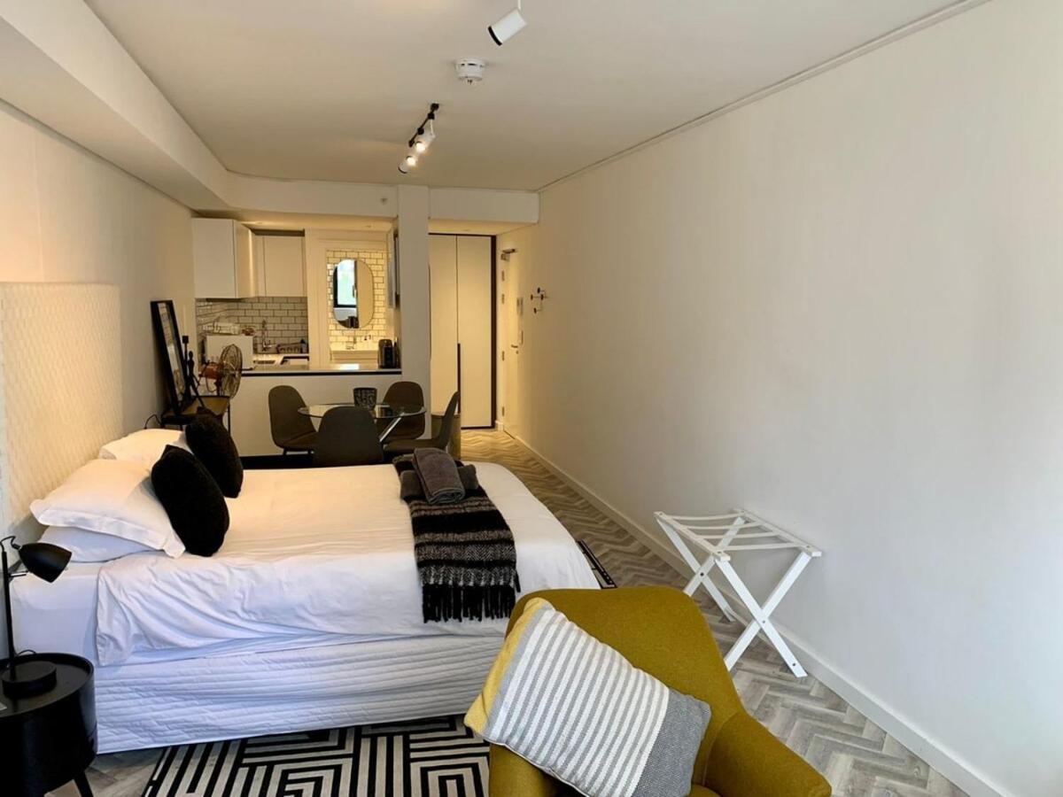 Upper City Central Large Sunny Studio Cape Town Exterior photo